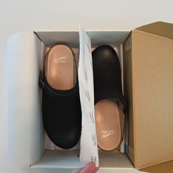 Dansko Berry Burnished Nubuck Leather Clogs Black Size 39 (US 8.5–9) | Worn Once - Picture 6 of 10